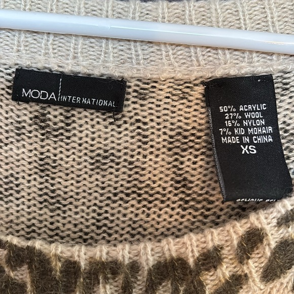 Moda International sweater dress - Picture 10 of 10